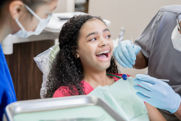 Best Emergency Tooth Extraction in Woodland Beach, MI
